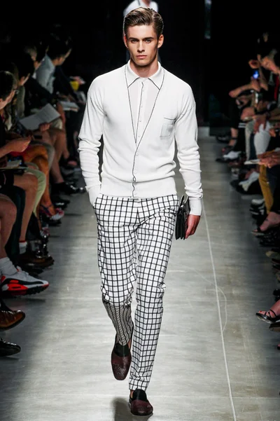 Look 33